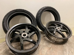 [gilerarunner13] Felgen Gilera Runner 13" inkl. Pirelli Angel Scooter Bereifung